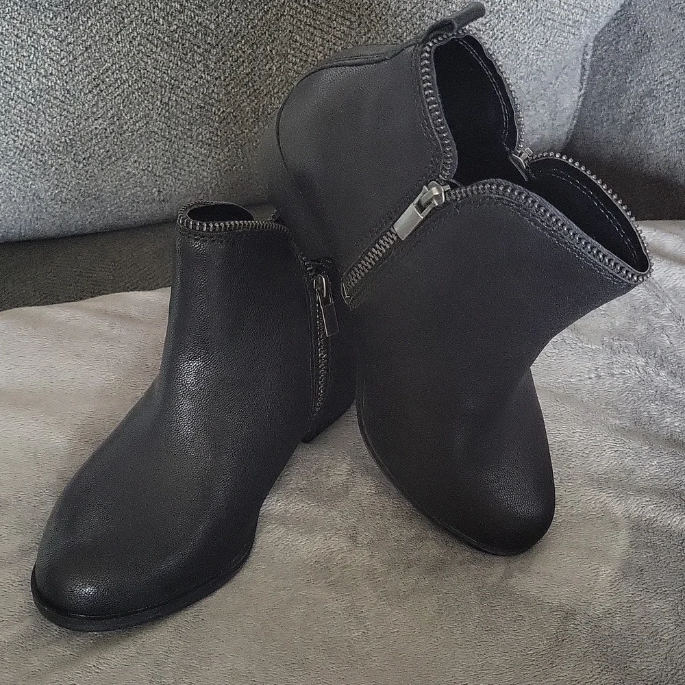 Booties - Picture 2 of 6